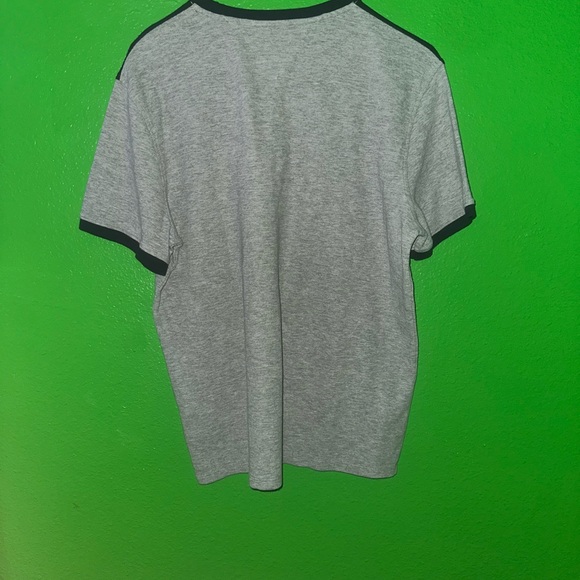 Brand new!! Tommy Hilfiger t shirt - Picture 4 of 4